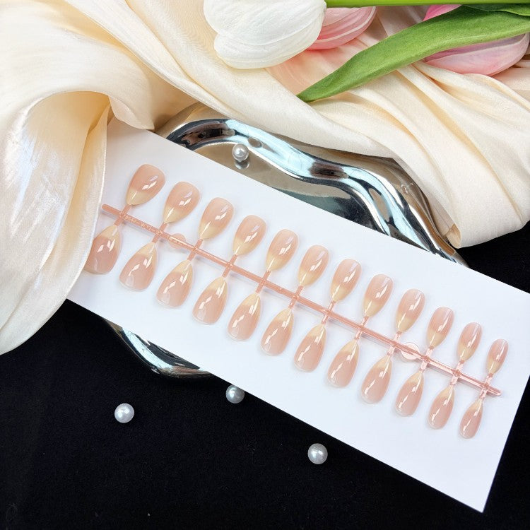 Natürlicher Glänzender Press-On Nagelset Brehn