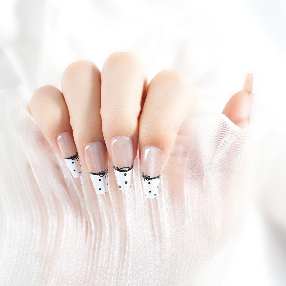 Elegantes Designer Press-On-Nagelset Brehn