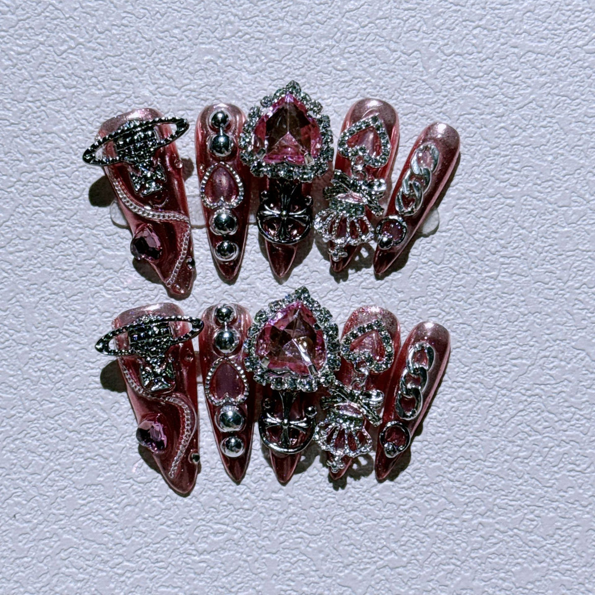 Glamouröse Nagelkunst Verlängerungen