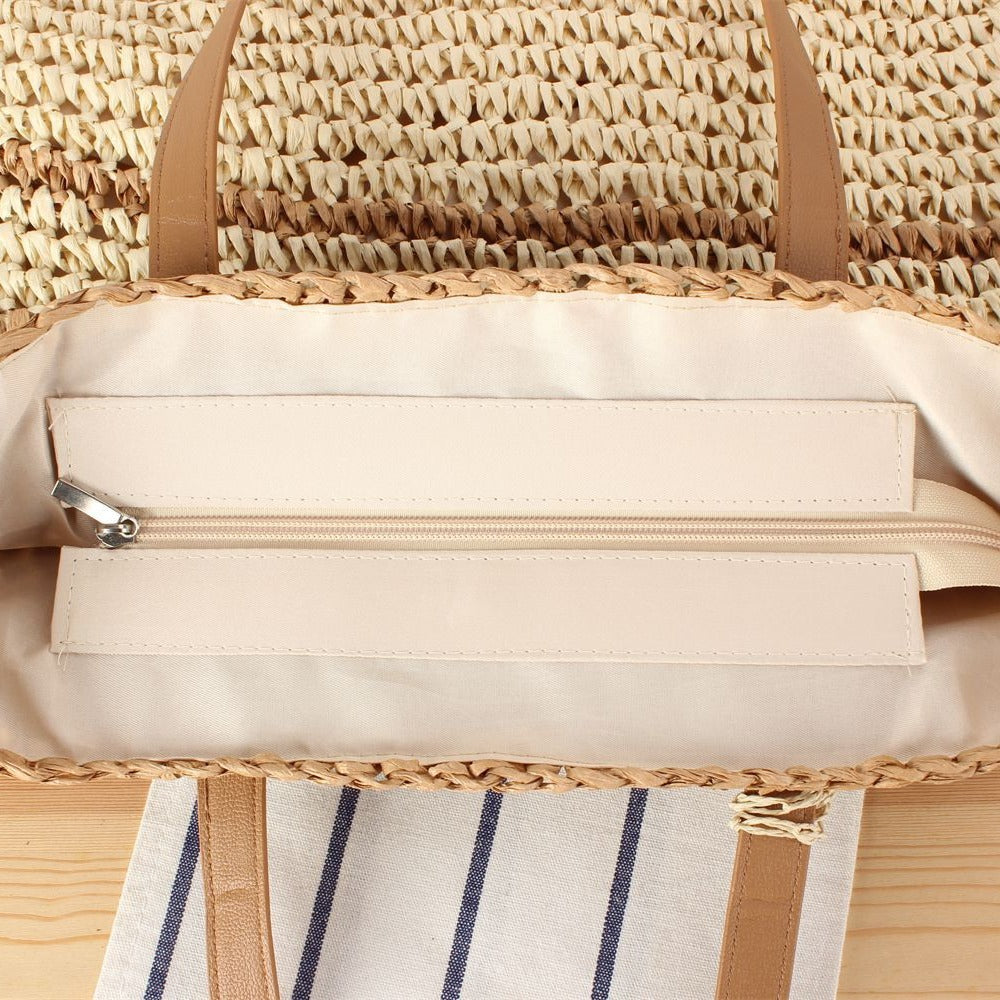 Handtasche Aus Geflochtenem Naturmaterial mit Dekorativem Quastenanhänger Brehn