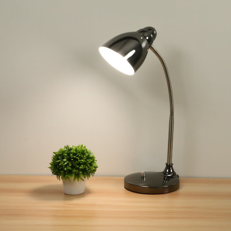 Verstellbare Tischlampe