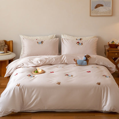 Kinder-Bettwäsche-Garnitur mit bestickten Dackel-Motiven aus weichem Baumwollsatin und Wendefunktion