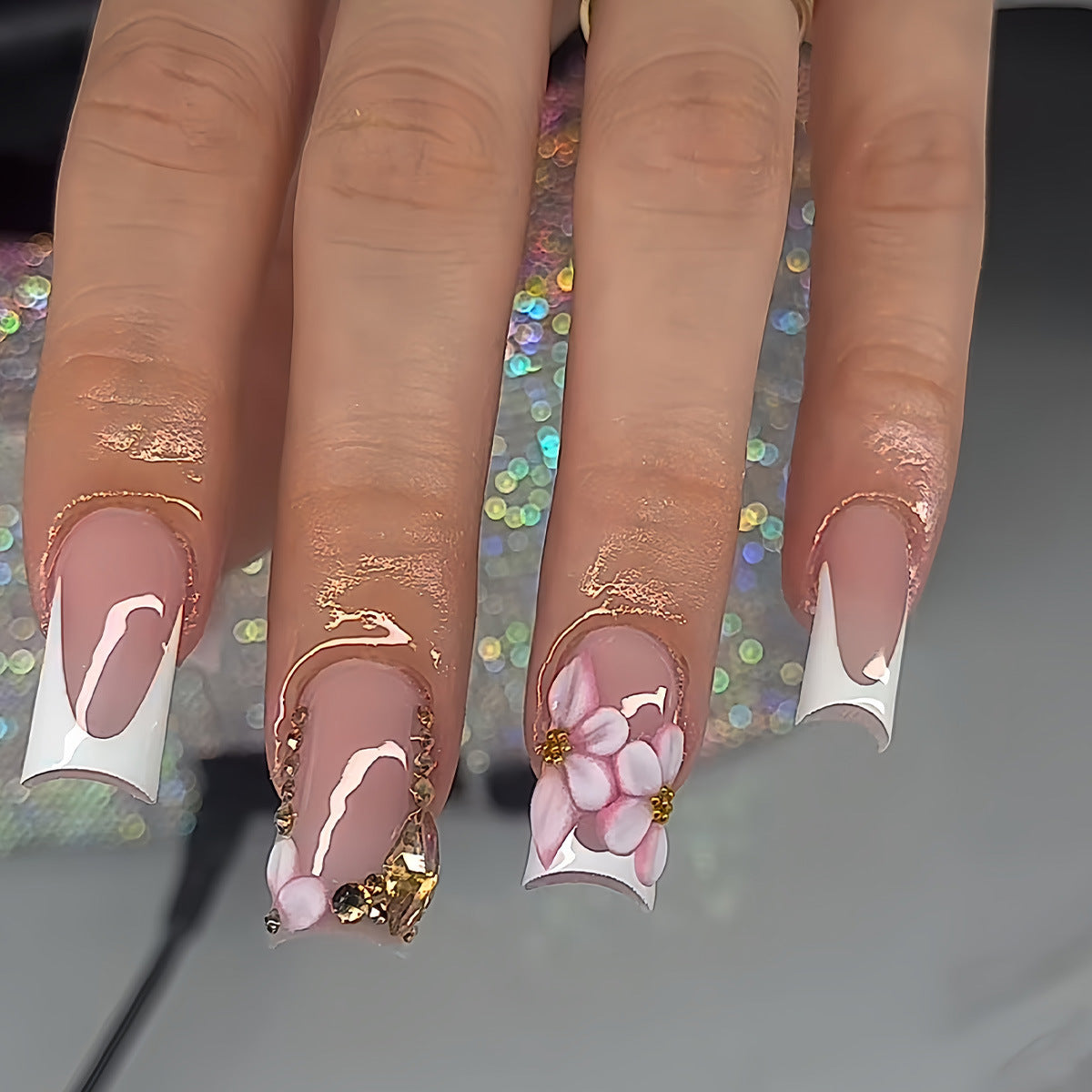 Blumiges künstlerisches Acryl-Nagelset Brehn