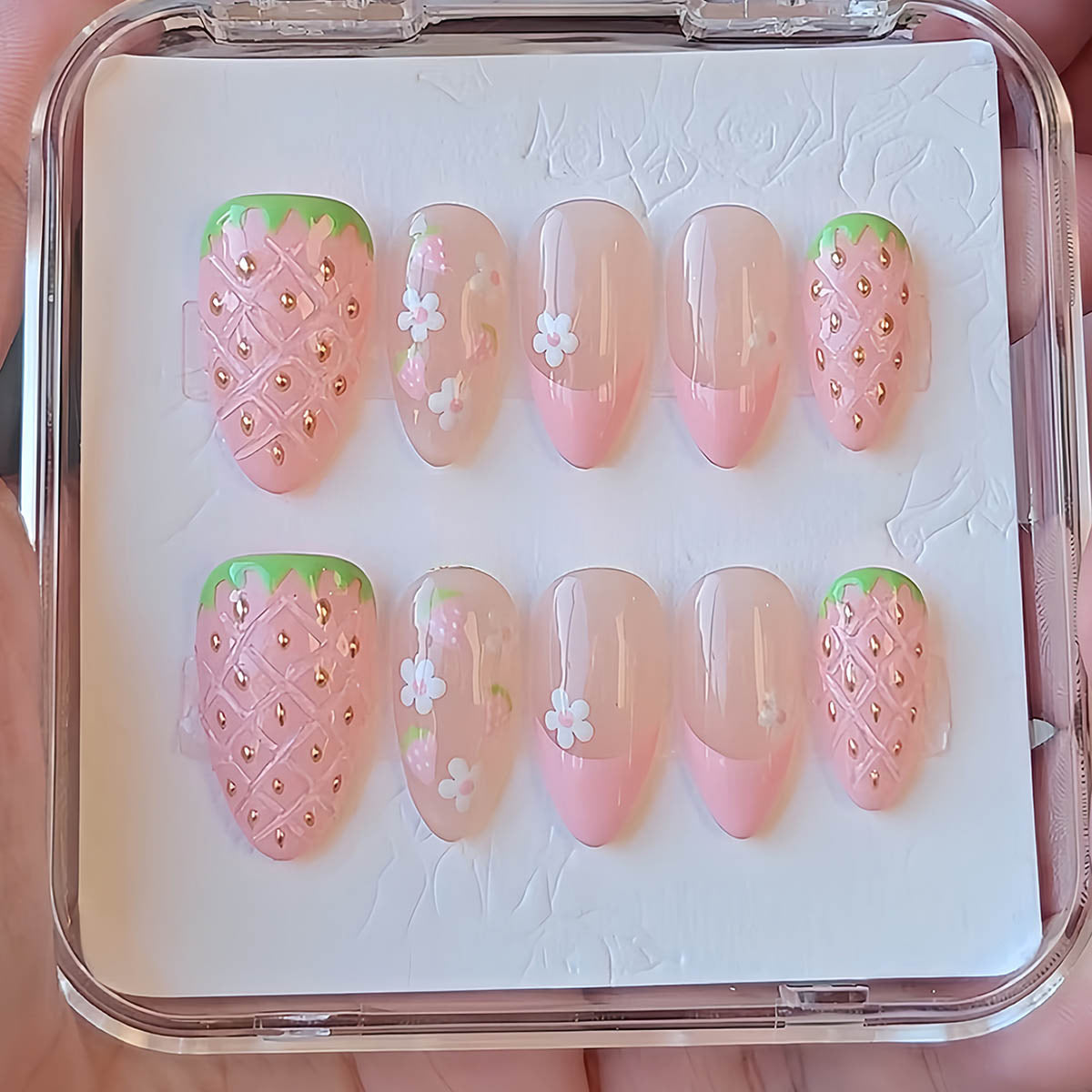 Thematic Artisan Press-On Nail Set Brehn