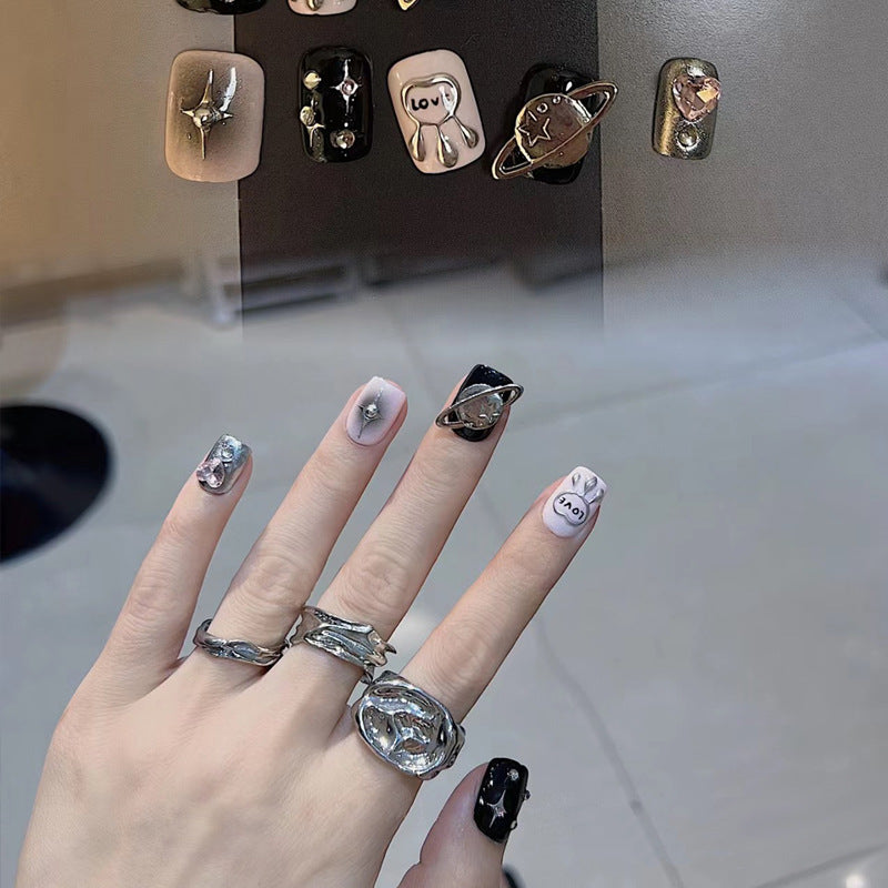 Dekoratives Press-On Nagelkunst-Set Brehn