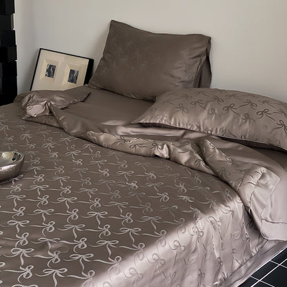 Premium-Satin-Bettwäschegarnitur mit feinem Jacquardrelief und seidig-mattem Finish