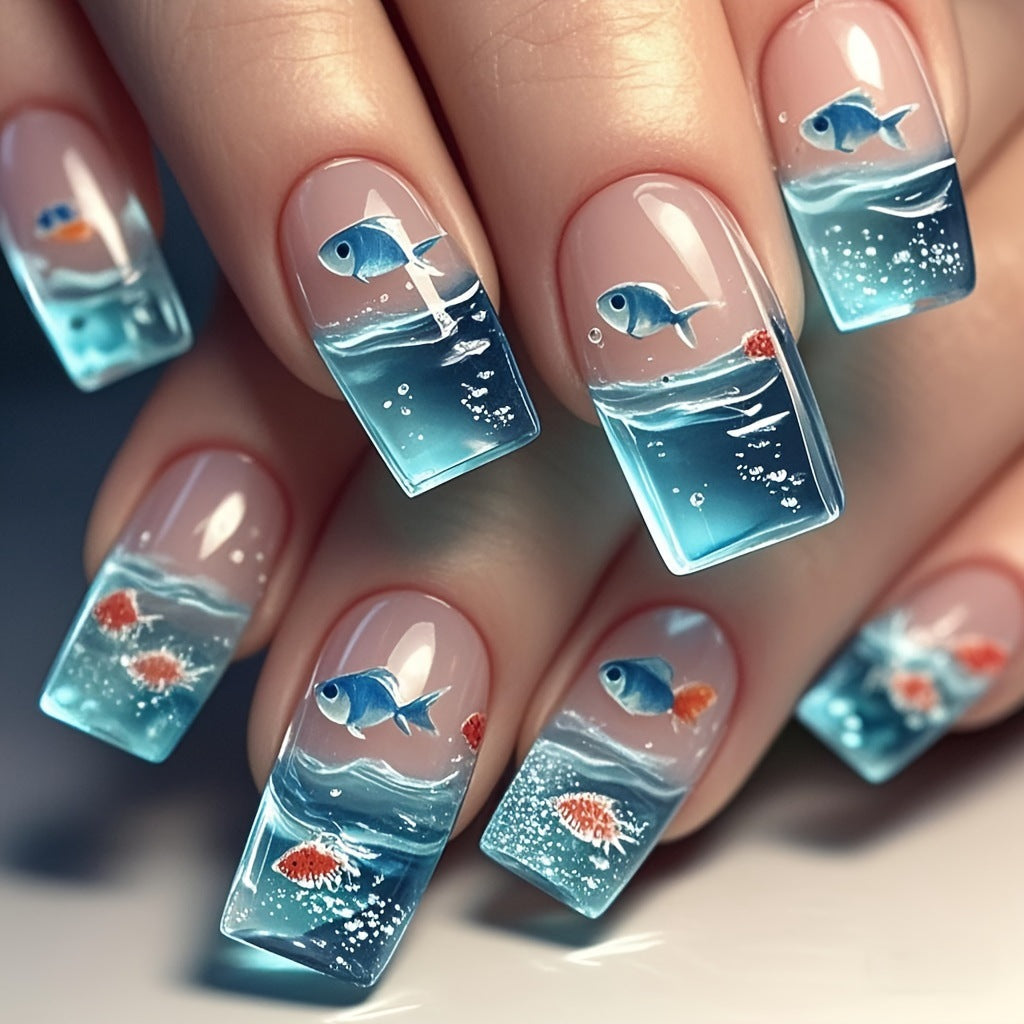 Kunstnagelset mit Maritimem Design Brehn