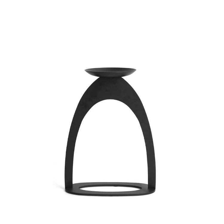 Zeitgenössischer minimalistischer Kerzenhalter