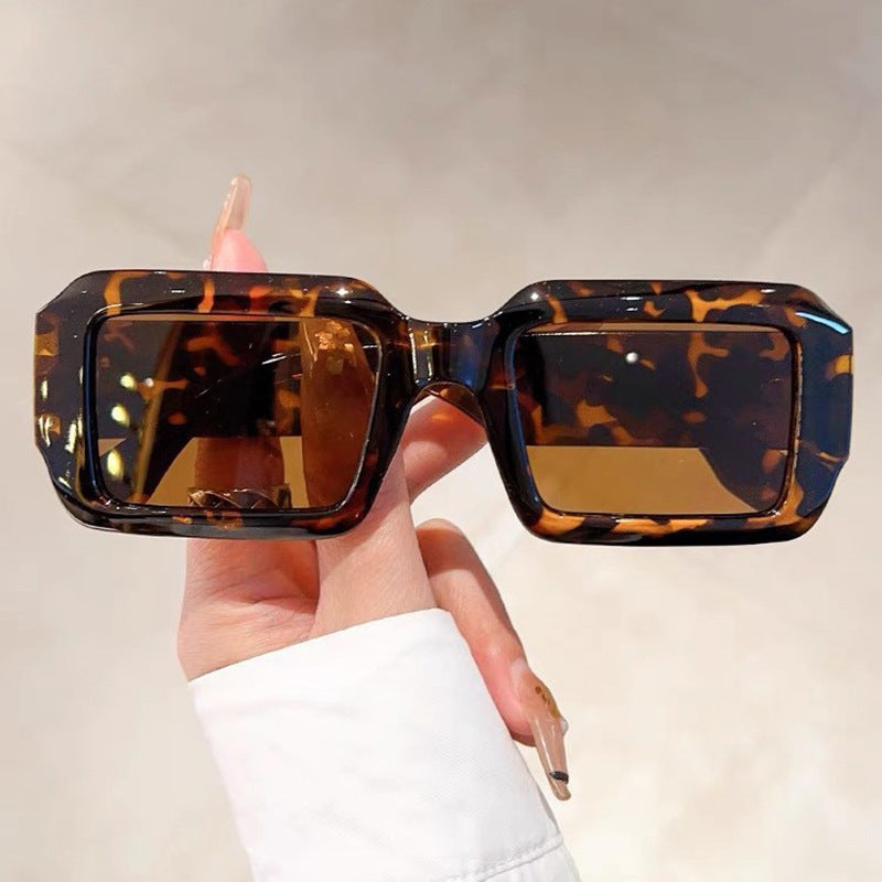 Damen oversized quadratische Sonnenbrille mit modernem Kunststoffrahmen Brehn