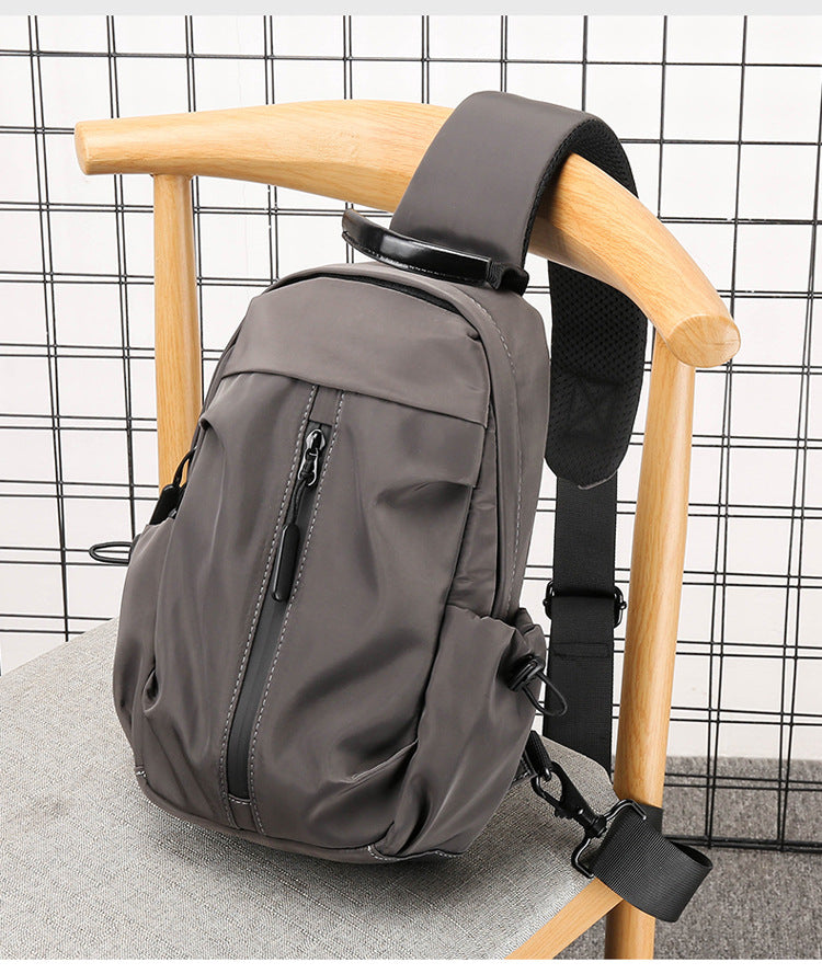 Kompakte Sling-Rucksack Brehn