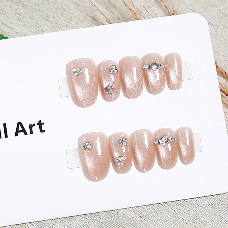 Kunstnagelset mit eleganten Strassverzierungen Brehn