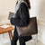 Krokodillembossierte Tote-Bag mit abnehmbarem Clutch Brehn
