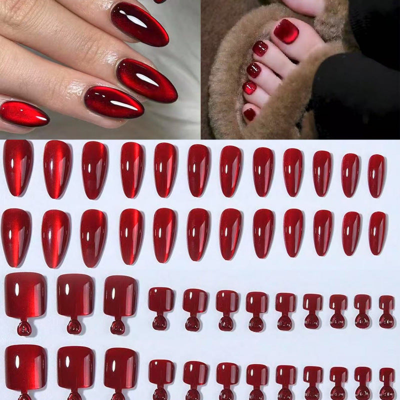 Kunstnagelset mit glänzendem Effekt Brehn