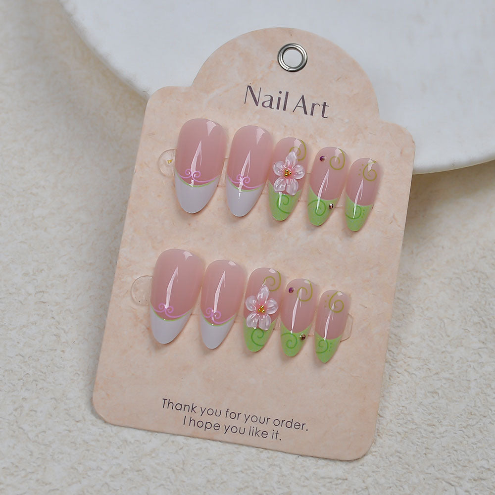 Künstlerisches Floral-Akzent Press-On Nagelset Brehn
