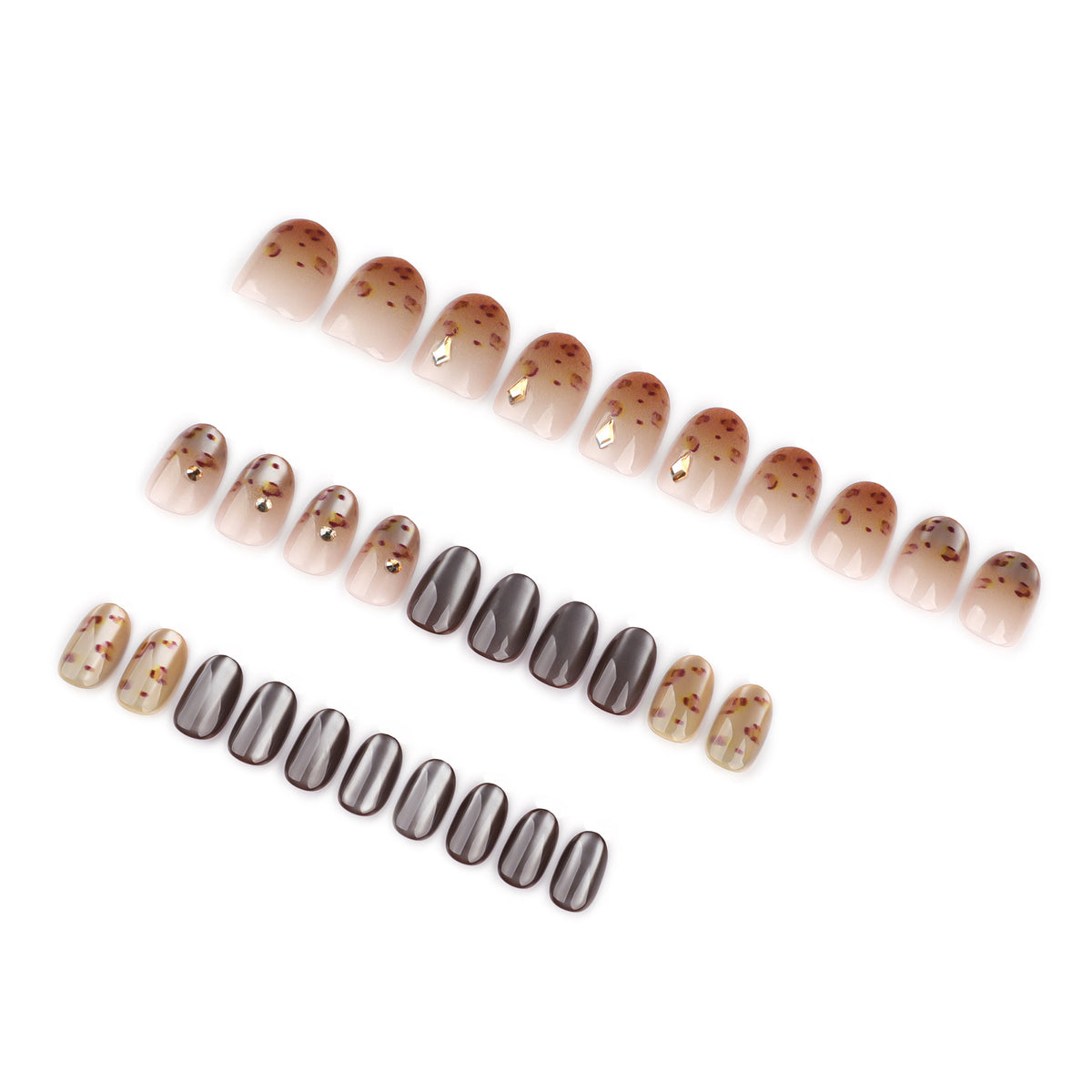 Kunstvolle Nagelkunst mit Glitzerakzenten und elegantem Design Brehn