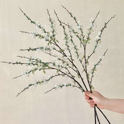 Dekorative Blumenarrangement für Innendekoration