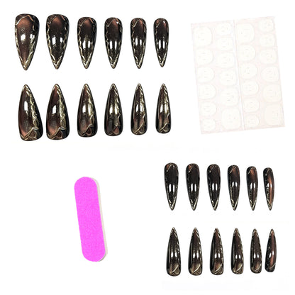 Elegante Stiletto-Nagelverlängerungen Brehn