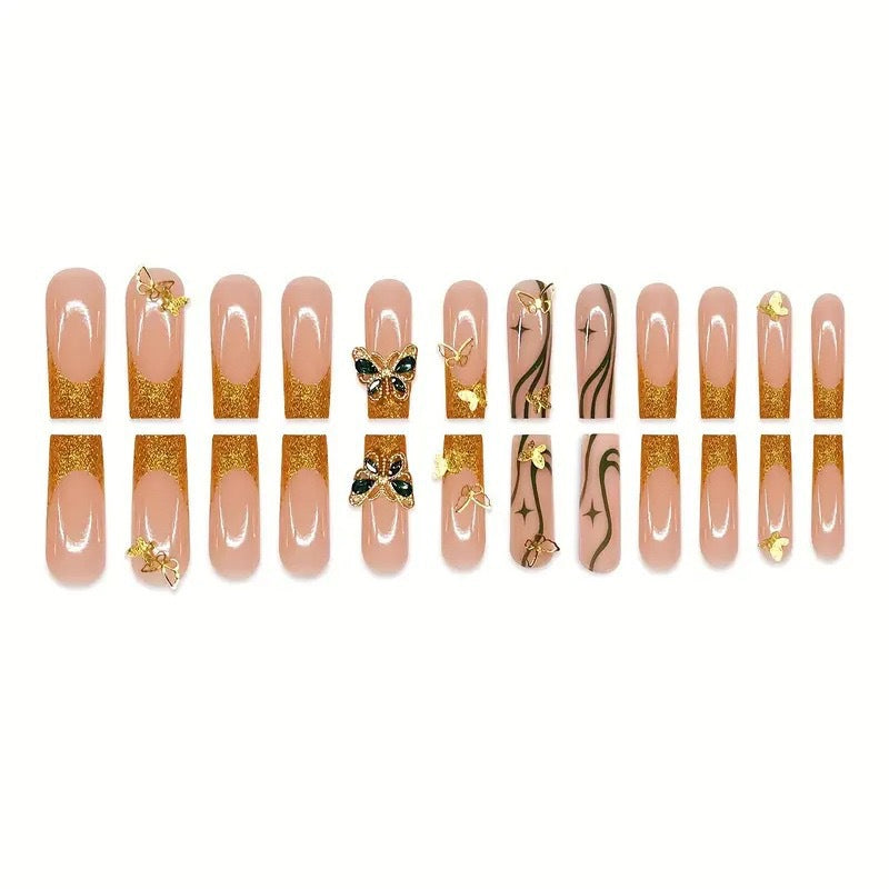 Dekorative 3D Schmetterling Nagel Kunst Extensions Brehn