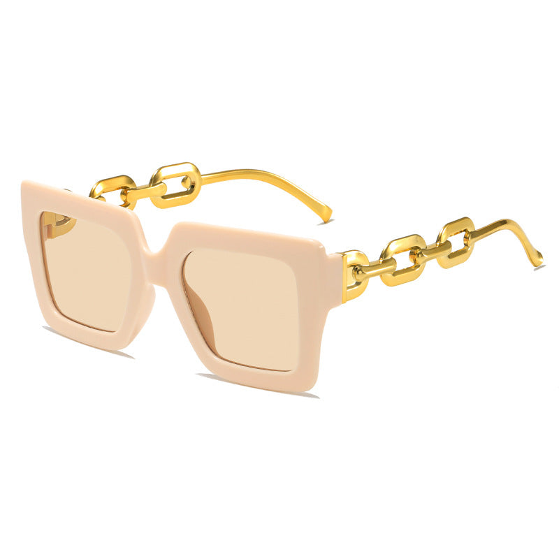 Damen Modische Sonnenbrille mit einzigartigem rechteckigen Rahmen und Kettendetails Brehn