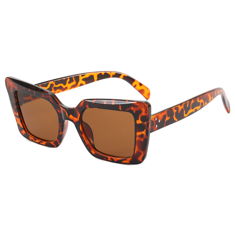Damen quadratische Sonnenbrille mit minimalistischem Design Brehn