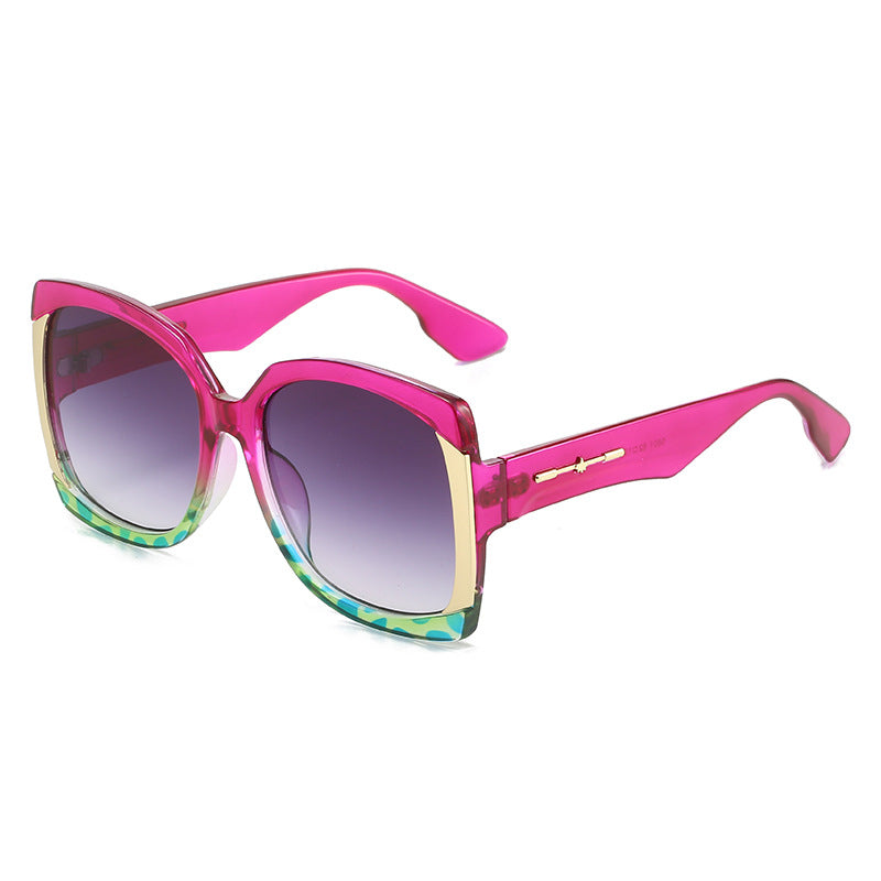 Übergroße Schildpatt-Sonnenbrille mit goldenen Akzenten Brehn