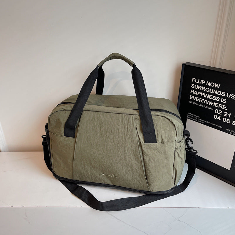 Sportliche Reisetasche mit Praktischen Außentaschen Brehn
