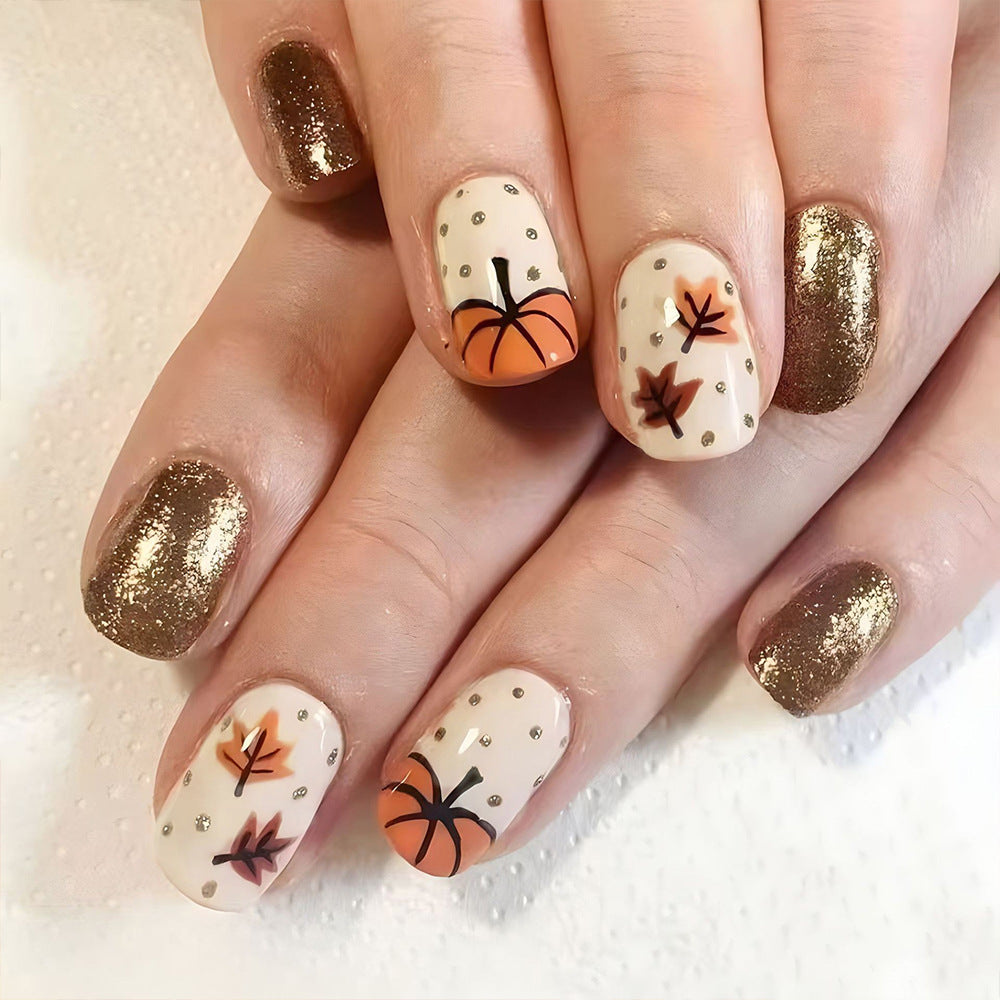 Herbst-inspirierte dekorative Nagelkunst Brehn