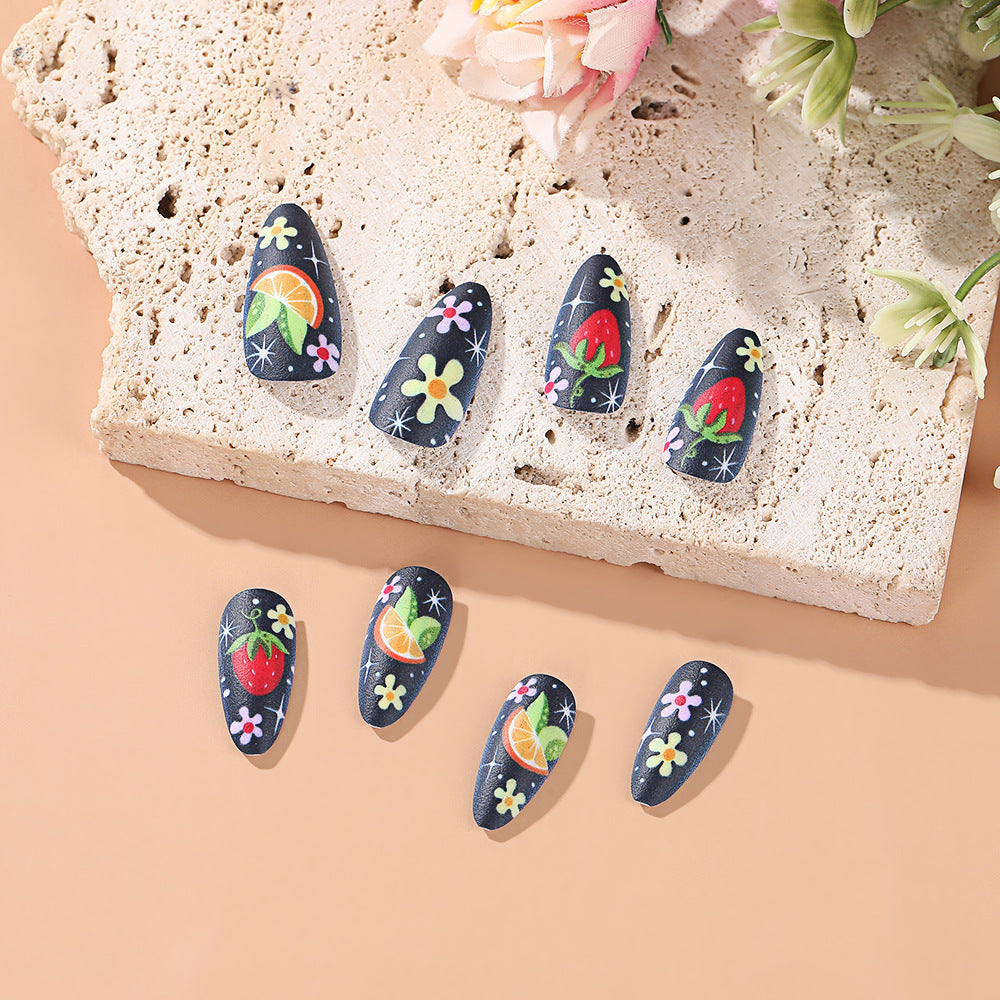 Kreative Nagelkunst Brehn