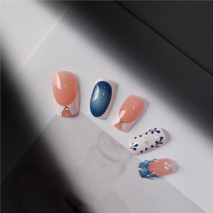 Künstlerisches dekoratives Press-On-Nagelset Brehn