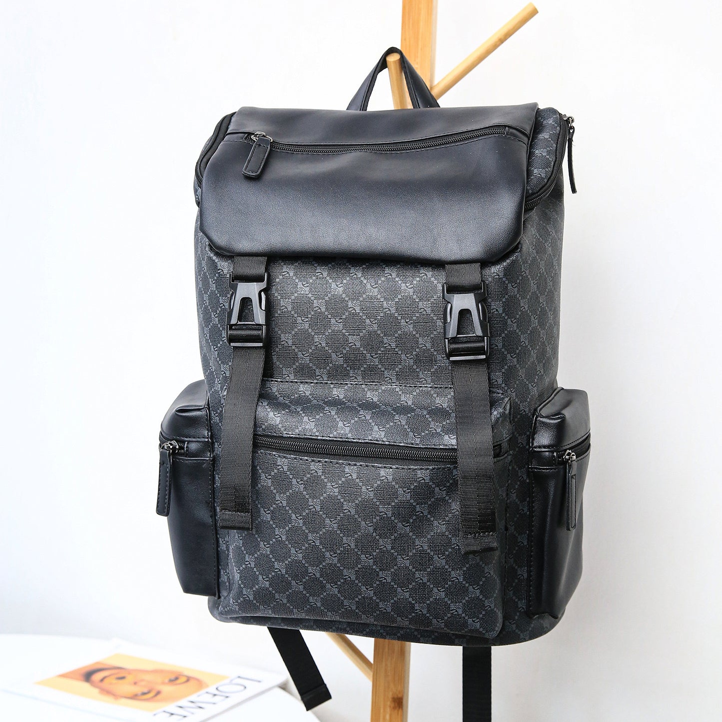Modischer Rucksack mit Erweiterbaren Taschen Brehn