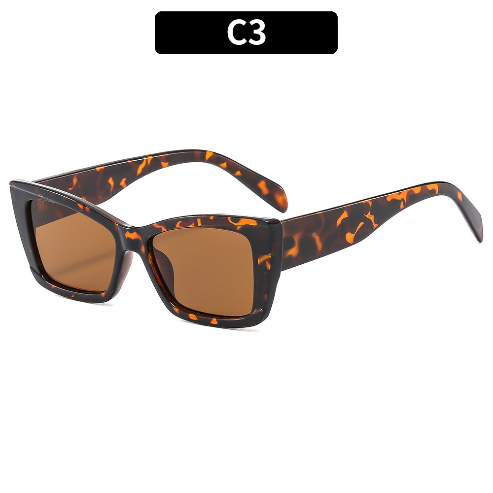 Modische, kantige Sonnenbrille