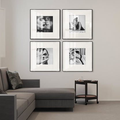 Eingerahmter Monochromer Kunstdruck