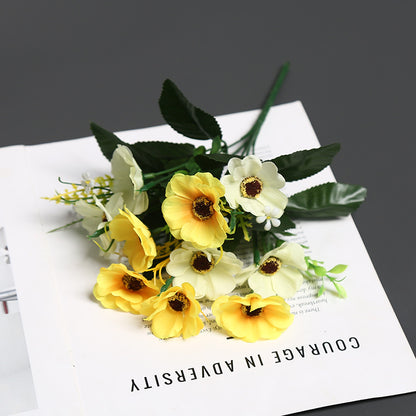 Dekorative Blumenstrauß für die Wohnkultur Anzeige