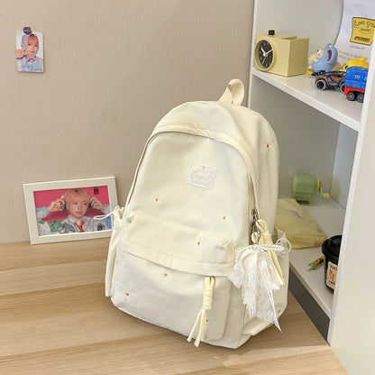 Stylischer backpack mit floralem Schmuck Brehn