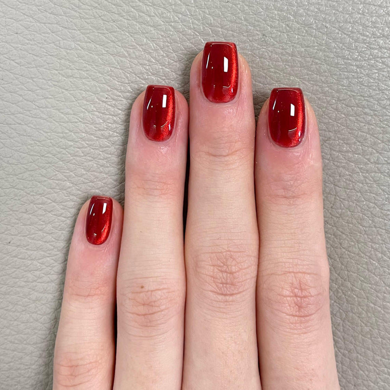 Glänzendes rotes Press-On-Nagel-Set Brehn