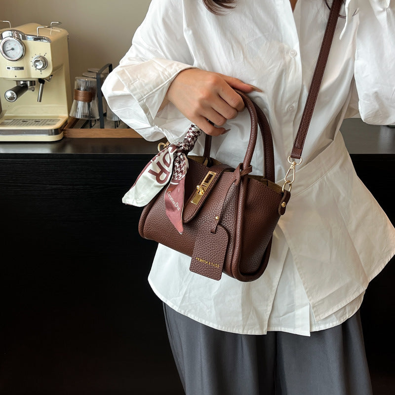 Texturierte Leder Mini Handtasche