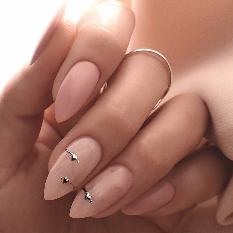Stylische Press-On Nagelkollektion Brehn