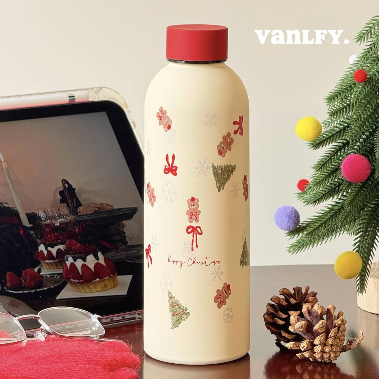 Damen Isoliertrinkflasche mit fröhlichem Hello Kitty Motiv Brehn