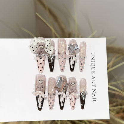 Themen Bären-inspiriertes Press-On Nagelkunstset