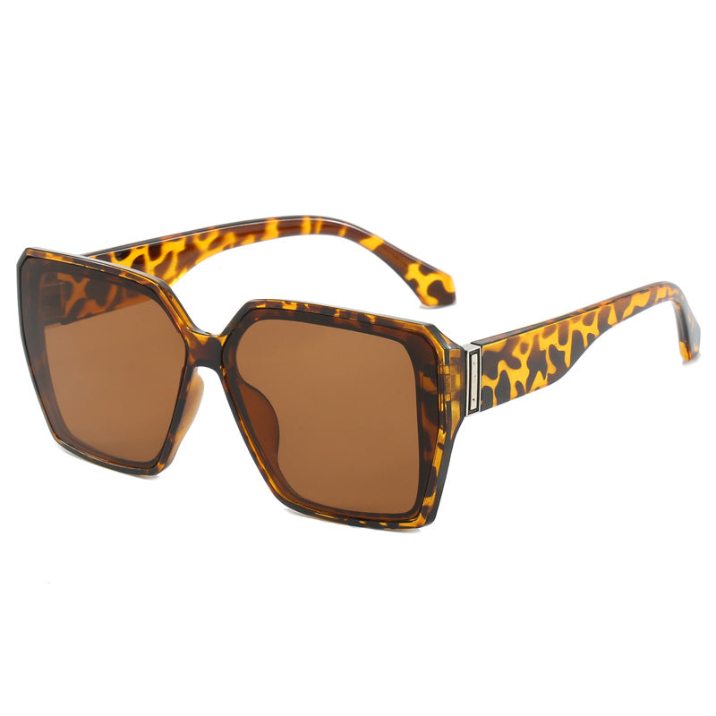 Damen modische geometrische Sonnenbrille im urbanen Stil Brehn