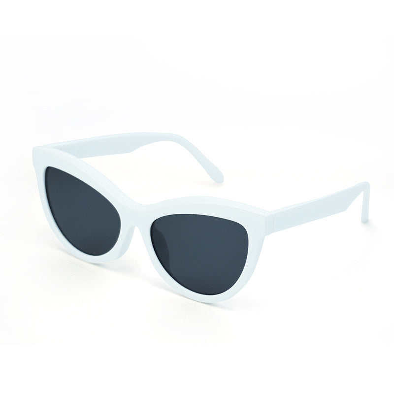 Damen Cat-Eye Sonnenbrille mit modernem, konturiertem Rahmen Brehn