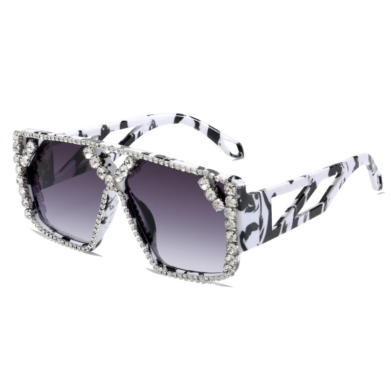 Damen Glamouröse Oversized-Sonnenbrille mit funkelndem Rahmen und UV-Schutz Brehn
