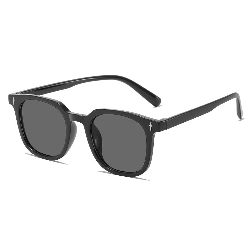 Transparente Rahmenmodetrends Sonnenbrillen Brehn