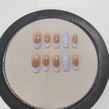 Elegantes französisches Tipps Press-On Nagelset Brehn