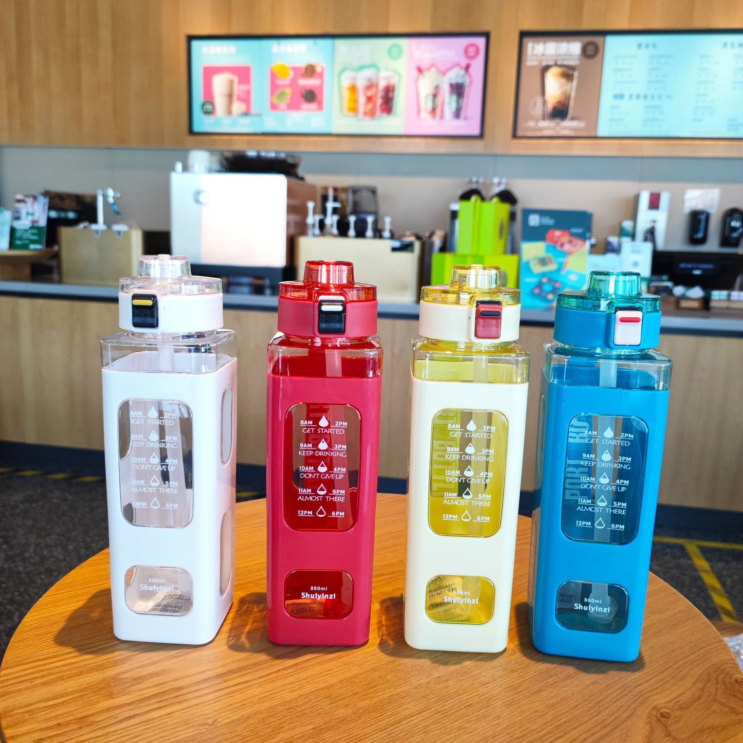 Damen Trinkflasche mit integrierter Zeitmarkierung und Strohhalm Brehn