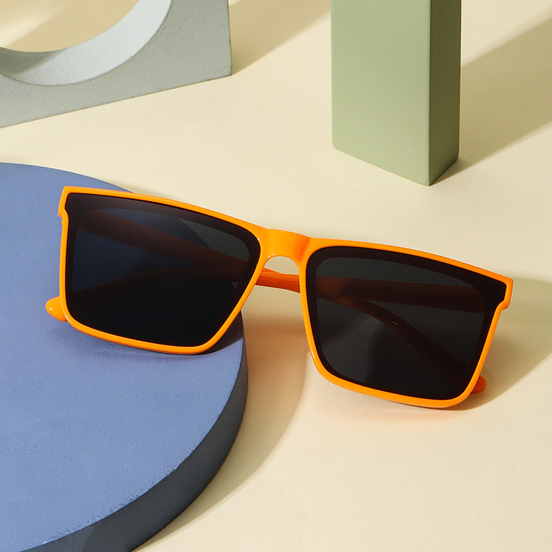 Damen modische Sonnenbrille aus robustem, UV-geschütztem Kunststoff Brehn