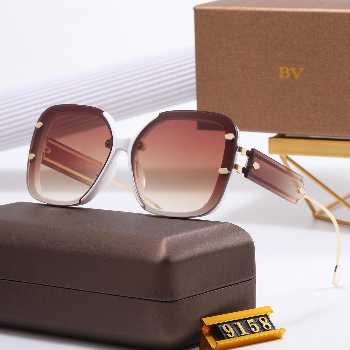 Damen Designer-Sonnenbrille mit extravagantem Rahmen Brehn