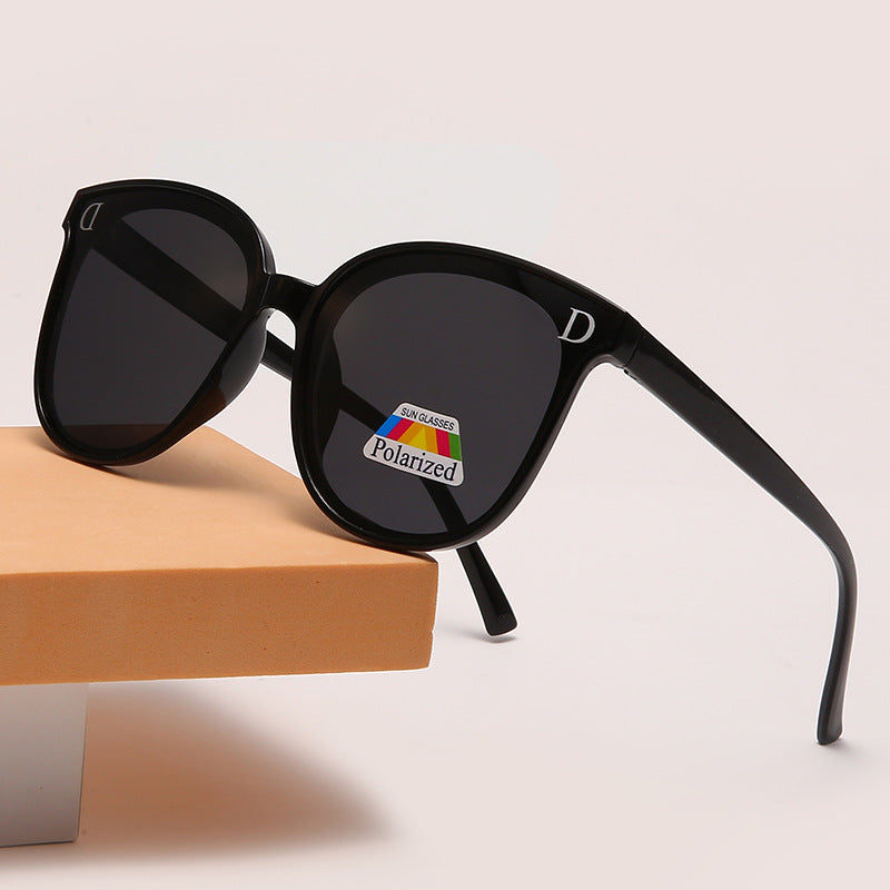 Damen modische Sonnenbrille mit polarisierten Gläsern Brehn