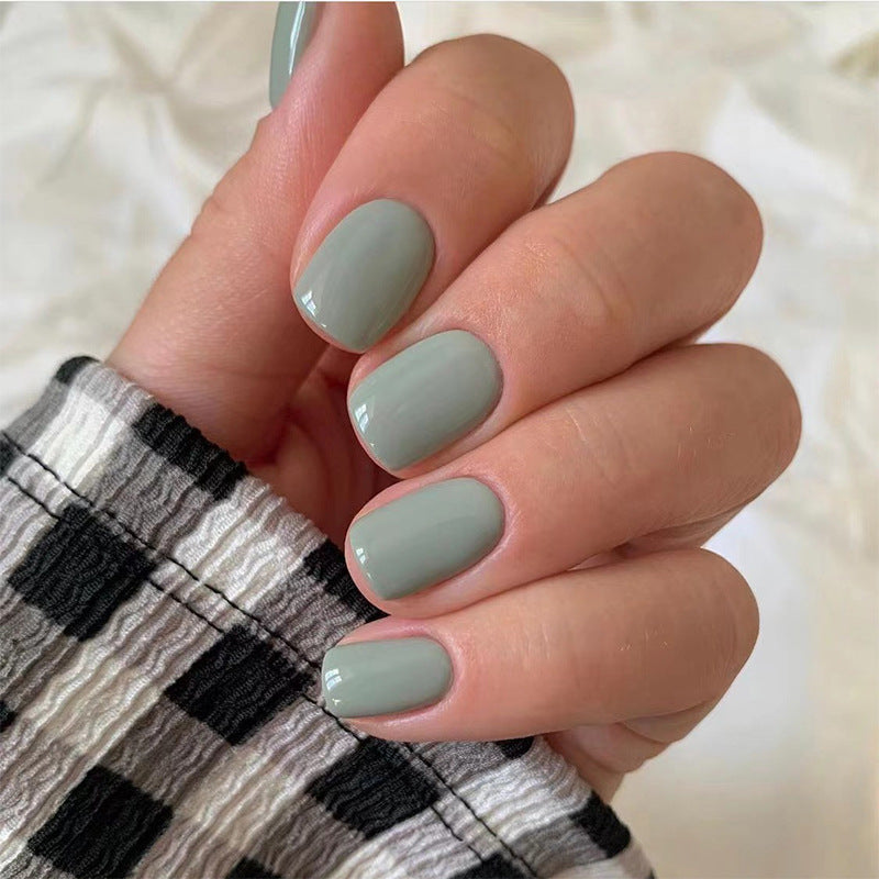 Kreative Nagelkunst mit eleganter Hochglanz-Oberfläche Brehn