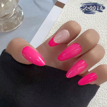 Stylische Stiletto-Nagelkunst